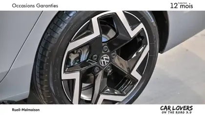 Photo 13 Volkswagen Passat  1.5 eTSI OPF 150 DSG7