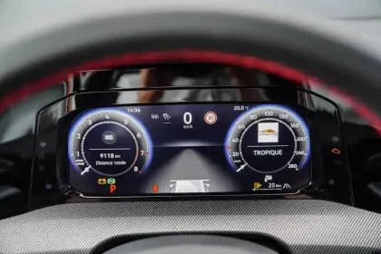 Photo 25 Volkswagen Golf  2.0 TSI EVO4 265 DSG7