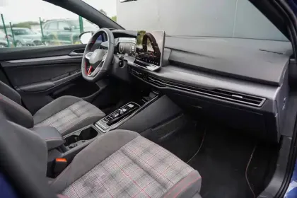 Photo 9 Volkswagen Golf  2.0 TSI EVO4 265 DSG7