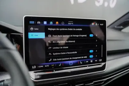 Photo 31 Volkswagen Golf  2.0 TSI EVO4 265 DSG7