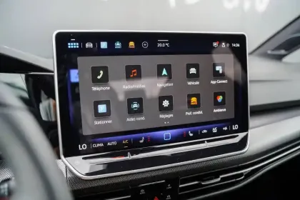 Photo 26 Volkswagen Golf  2.0 TSI EVO4 265 DSG7