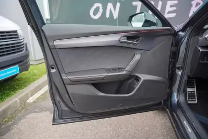 Photo 18 Cupra Formentor  eHybrid 272 ch DSG6