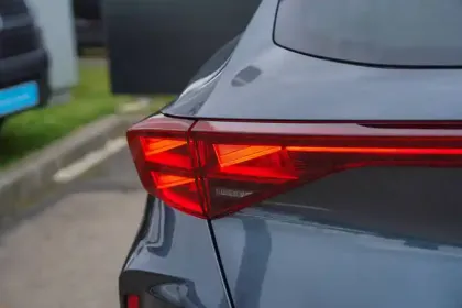 Photo 10 Cupra Formentor  eHybrid 272 ch DSG6