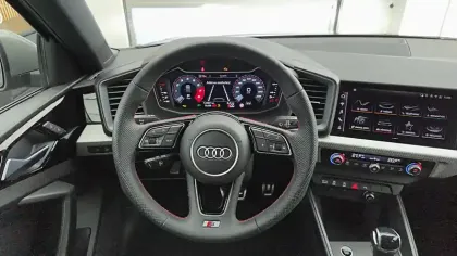 Photo 9 Audi A1  Sportback 35 TFSI 150 ch S tronic 7