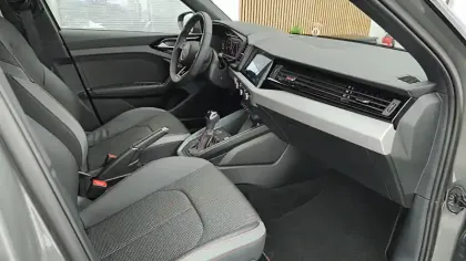 Photo 16 Audi A1  Sportback 35 TFSI 150 ch S tronic 7