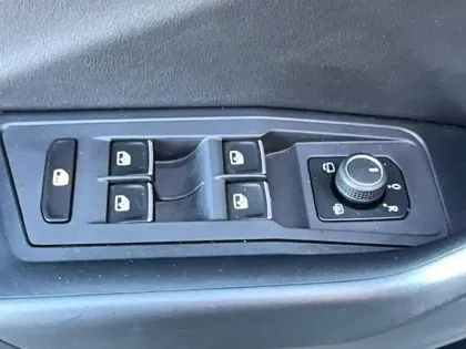 Photo 27 Volkswagen T-roc  2.0 TDI 150 Start/Stop DSG7