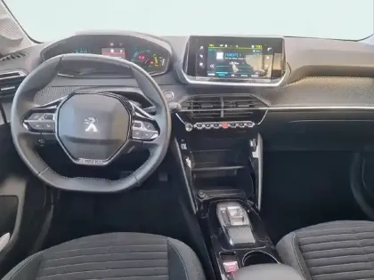Photo 29 Peugeot 208  Electrique 50 kWh 136ch