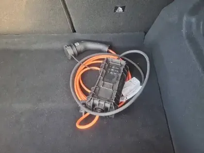 Photo 43 Peugeot 208  Electrique 50 kWh 136ch