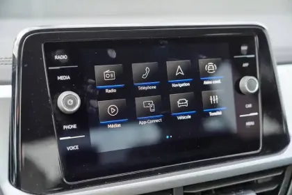 Photo 26 Volkswagen T-roc  1.5 TSI EVO2 150 Start/Stop DSG7