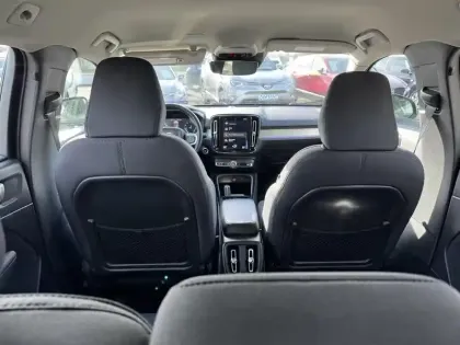 Photo 10 Volvo Xc40  T3 163 ch Geartronic 8