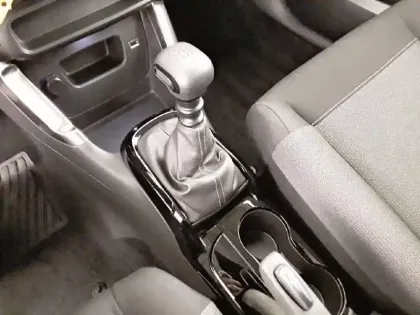 Photo 13 Citroën C3 Aircross  PureTech 110 S&S BVM6