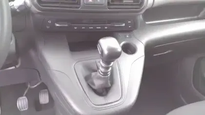 Photo 13 Peugeot Rifter  Standard PureTech 110 S&S BVM6