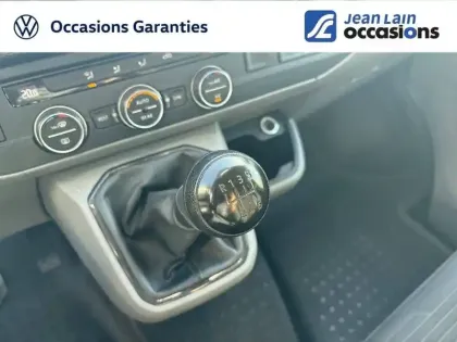 Photo 15 Volkswagen Caravelle  6.1 2.0 TDI 150 BMT Courte BVM6 4Motion