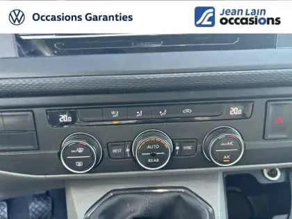 Photo 17 Volkswagen Caravelle  6.1 2.0 TDI 150 BMT Courte BVM6 4Motion