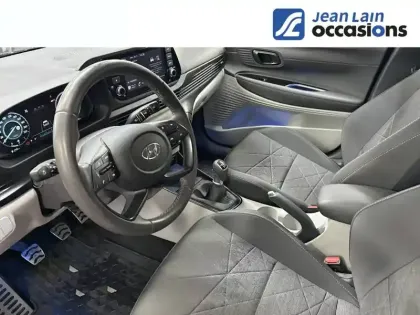 Photo 10 Hyundai Bayon  1.0 T-GDi 100 Hybrid 48V