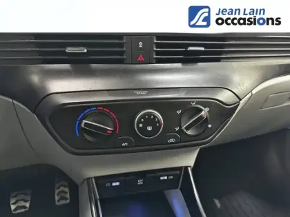 Photo 13 Hyundai Bayon  1.0 T-GDi 100 Hybrid 48V