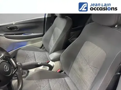 Photo 19 Hyundai Bayon  1.0 T-GDi 100 Hybrid 48V