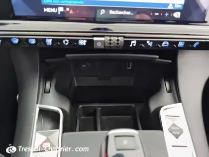 Photo 13 DS Ds 7 DS7 Crossback PureTech 225 EAT8