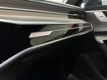 Photo 4 Audi A6  Avant 55 TFSIe 367 ch S tronic 7 Quattro