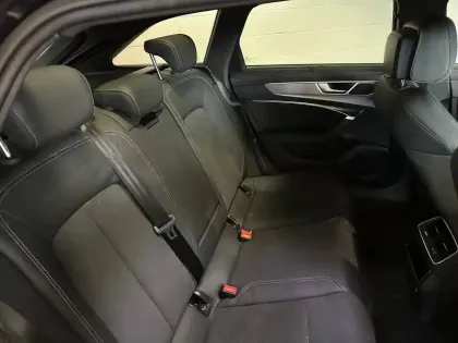 Photo 26 Audi A6  Avant 55 TFSIe 367 ch S tronic 7 Quattro