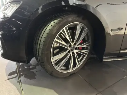 Photo 29 Audi A6  Avant 55 TFSIe 367 ch S tronic 7 Quattro