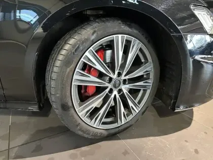 Photo 6 Audi A6  Avant 55 TFSIe 367 ch S tronic 7 Quattro