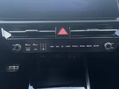 Photo 12 Kia Niro  1.6 GDi 141 ch HEV DCT6