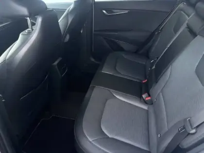 Photo 4 Kia Niro  1.6 GDi 141 ch HEV DCT6