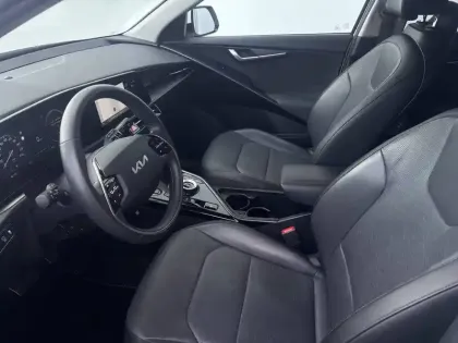 Photo 3 Kia Niro  1.6 GDi 141 ch HEV DCT6