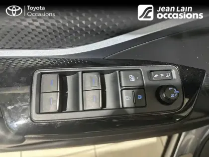 Photo 19 Toyota C-HR  Hybride 2.0L