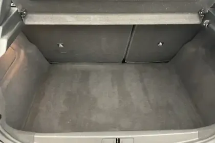 Photo 11 Peugeot 208  PureTech 100 S&S BVM6