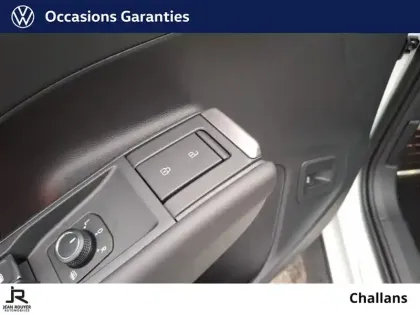 Photo 16 Volkswagen T-roc  1.5 eTSI EVO2 Hybrid 150 ch DSG7