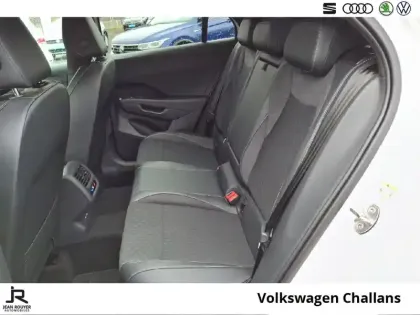 Photo 37 Volkswagen T-roc  1.5 eTSI EVO2 Hybrid 150 ch DSG7