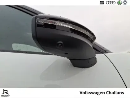 Photo 45 Volkswagen T-roc  1.5 eTSI EVO2 Hybrid 150 ch DSG7