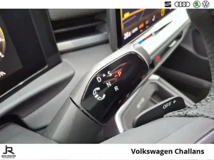 Photo 35 Volkswagen T-roc  1.5 eTSI EVO2 Hybrid 150 ch DSG7