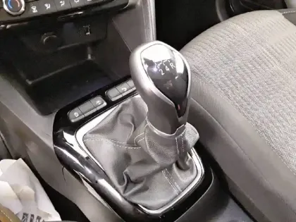 Photo 34 Opel Corsa  1.2 75 ch BVM5