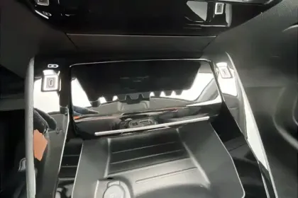 Photo 16 Peugeot 208  Hybrid 110 e-DCS6