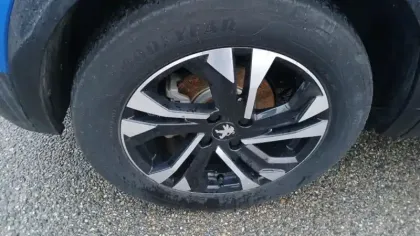 Photo 13 Peugeot 2008  Electrique 136 ch