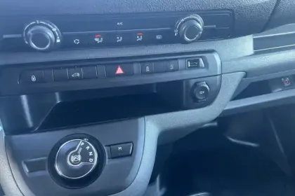 Photo 18 Citroën Jumpy  FGN M BLUEHDI 180 S&S EAT8