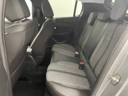 Photo 14 Peugeot 208  Hybrid 100 e-DCS6