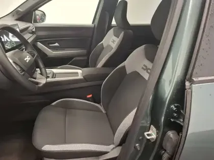 Photo 6 Dacia Bigster  Hybrid 155