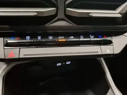 Photo 30 Dacia Bigster  Hybrid 155