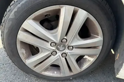 Photo 11 Peugeot 208  PureTech 82ch S&S BVM5