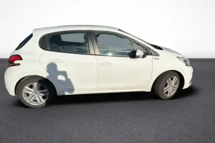 Photo 6 Peugeot 208  PureTech 82ch S&S BVM5