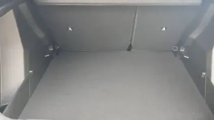 Photo 97 Peugeot 2008  Hybrid 145 e-DCS6