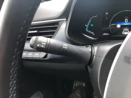 Photo 17 Renault Arkana  E-Tech hybride 145 - 22