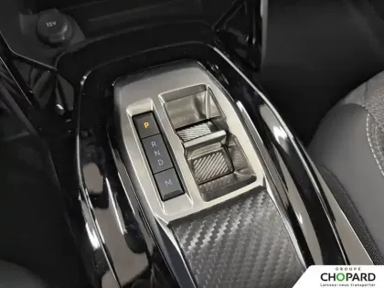 Photo 19 Peugeot 2008  Hybrid 145 e-DCS6