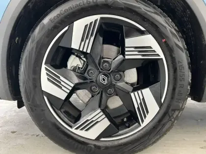 Photo 27 Renault Symbioz  E-Tech full hybrid 145