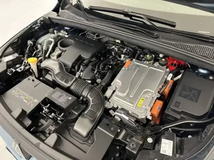 Photo 31 Renault Symbioz  E-Tech full hybrid 145