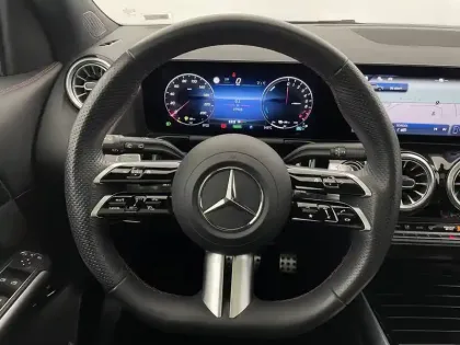 Photo 22 Mercedes GLA  250 e Hybrid EQ 8G-DCT